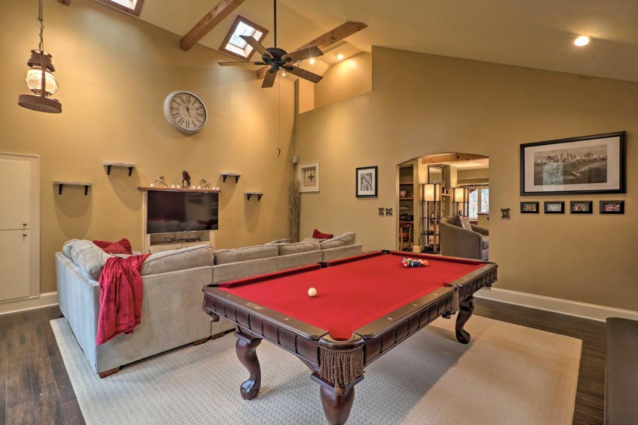 Cozy Conyers Cabin With Fireplace And Pool Table! Exterior photo