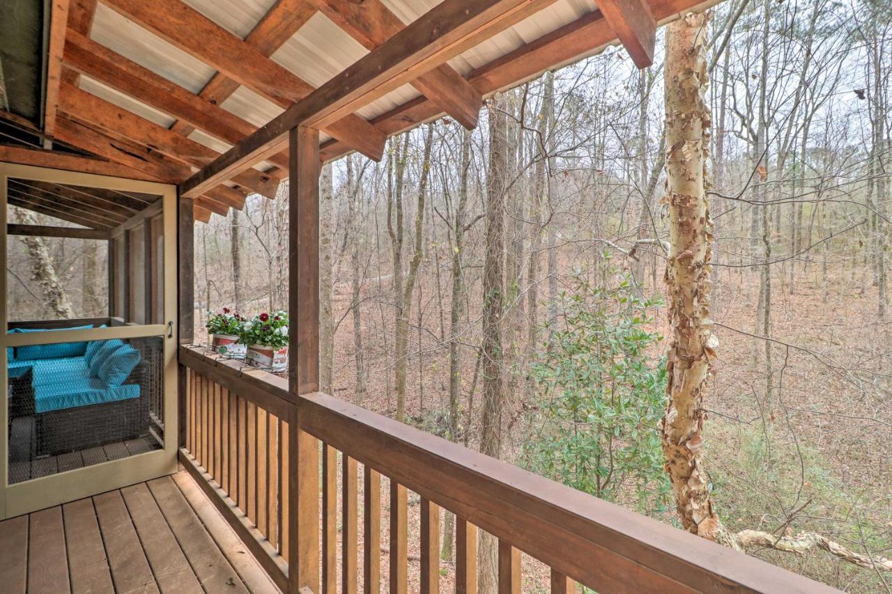 Cozy Conyers Cabin With Fireplace And Pool Table! Exterior photo